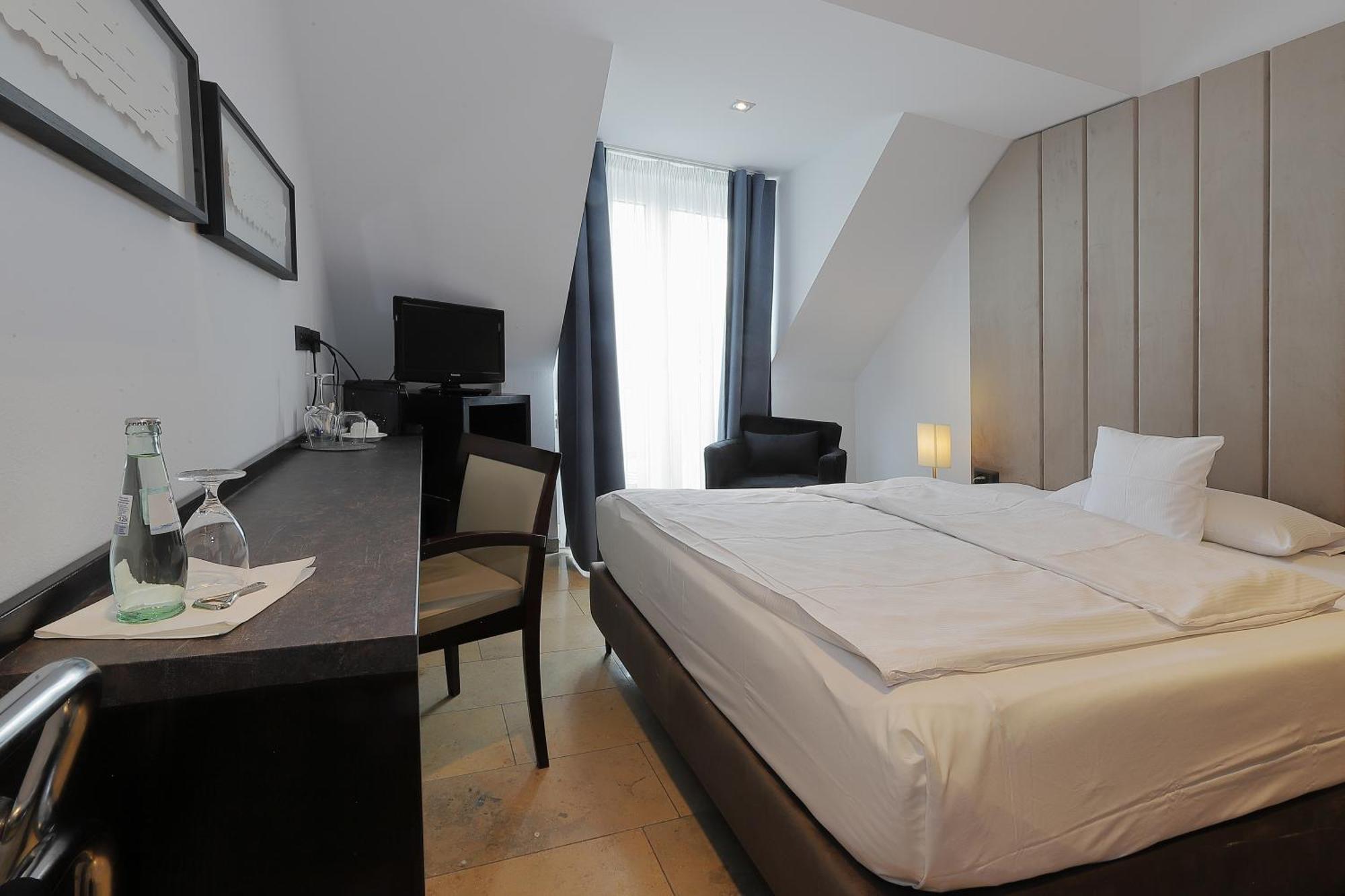 Devin Art Hotel Düsseldorf Kültér fotó